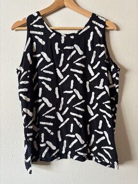 Hary Dary Rayon Black and White Abstract Tank Top Size Large